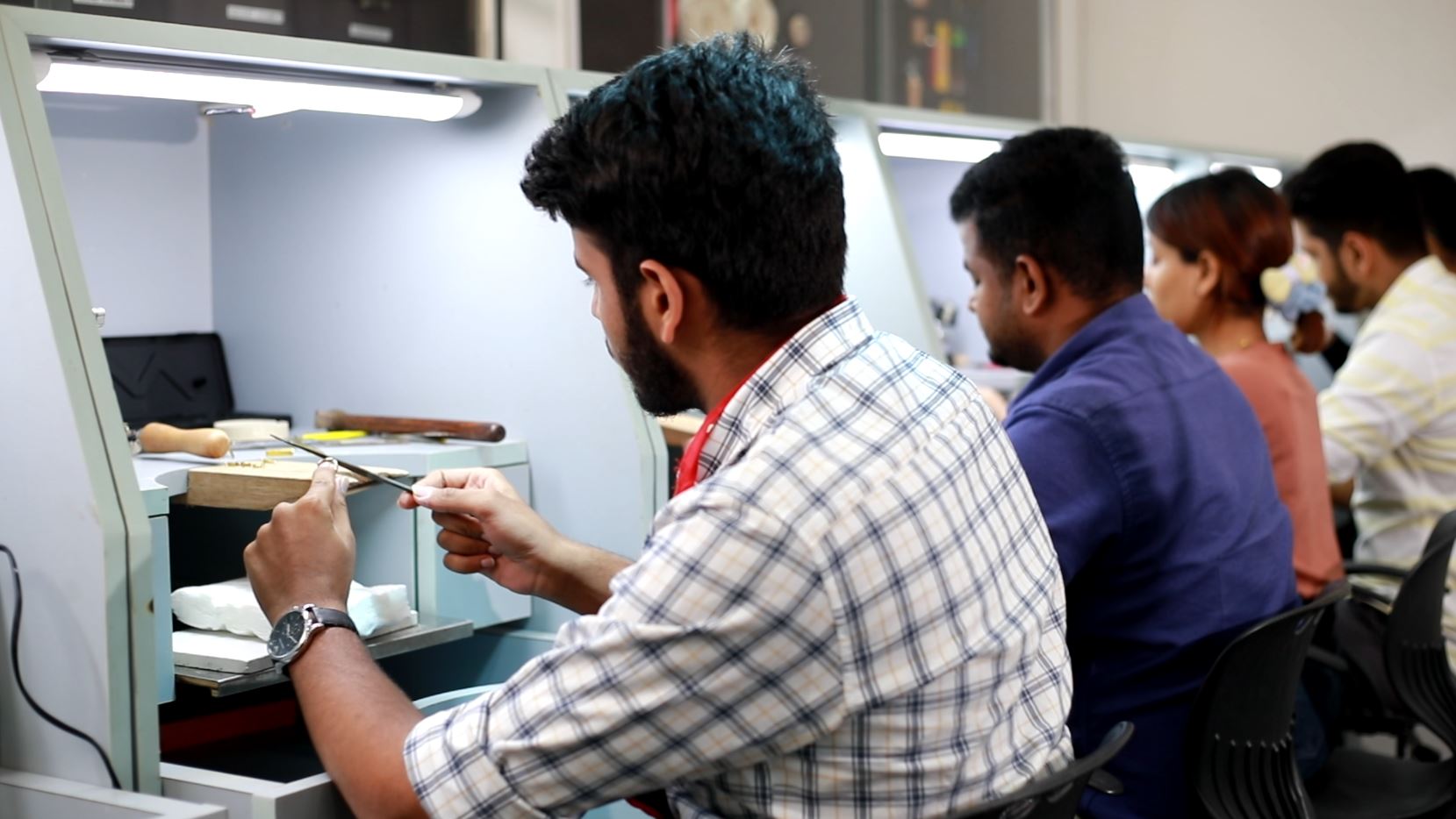 Learn Jewellery Manufacturing Course in Bengaluru IIG South